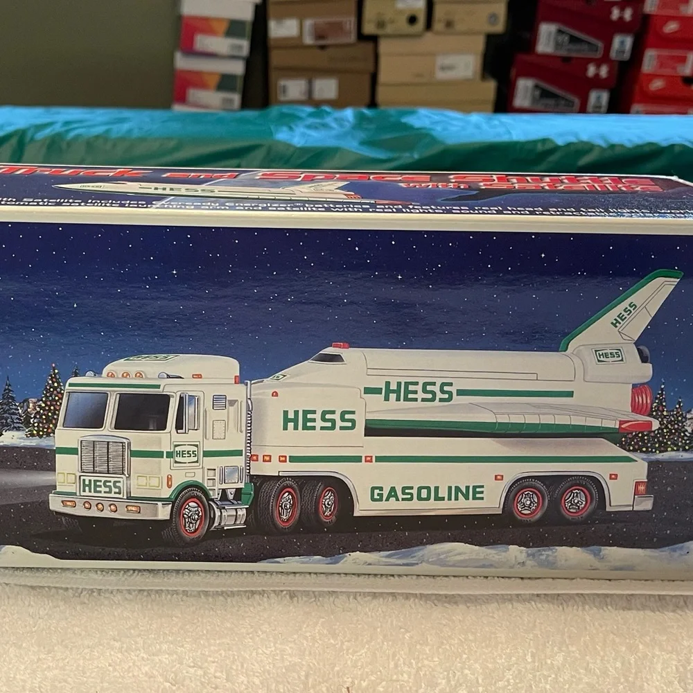 Hess Truck - Picture 2 of 4